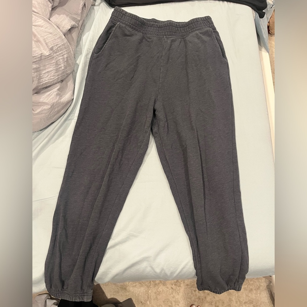American Eagle Gray Sweatpants Comfortable Joggers